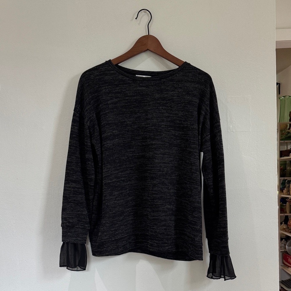Zara W/B Collection long sleeve shirt w/ sheer cuff detail - S